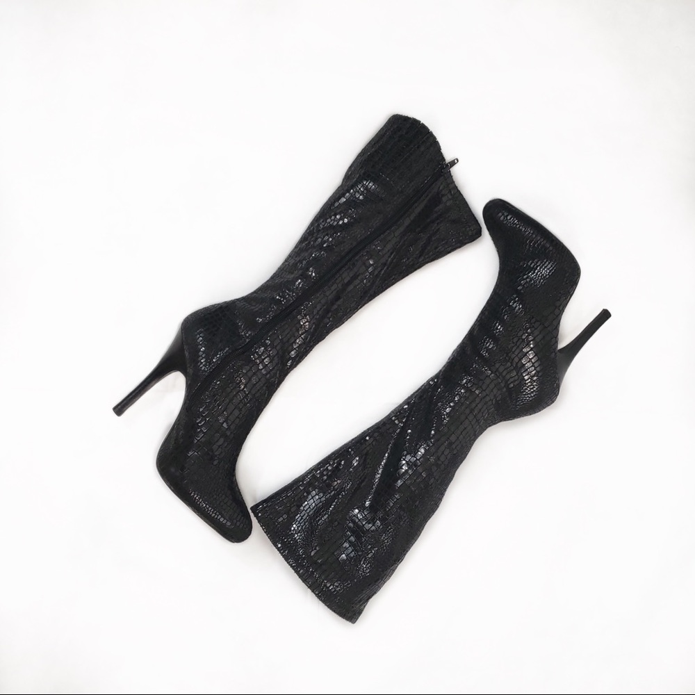 🌵4/$20🌵 WHBM Snakeskin Boots